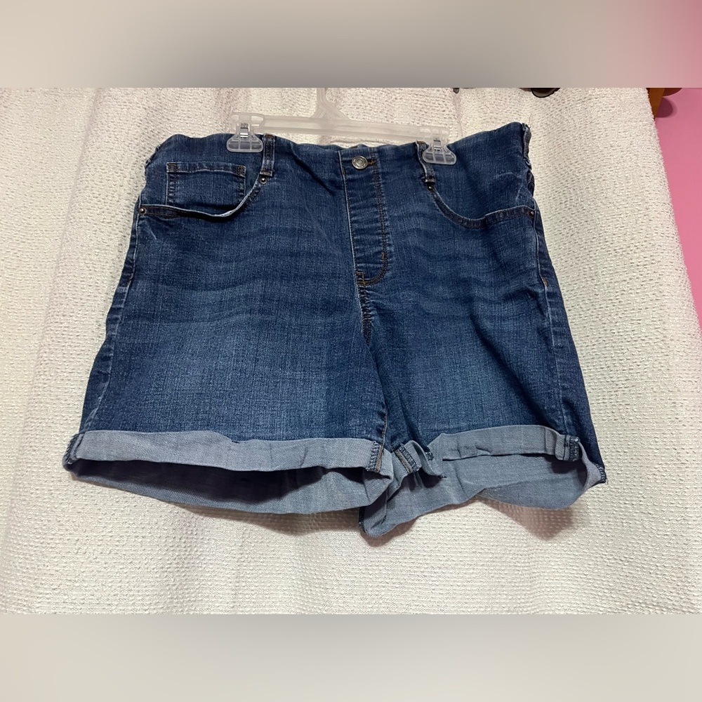 Time and Tru Dark Blue Jean Shorts